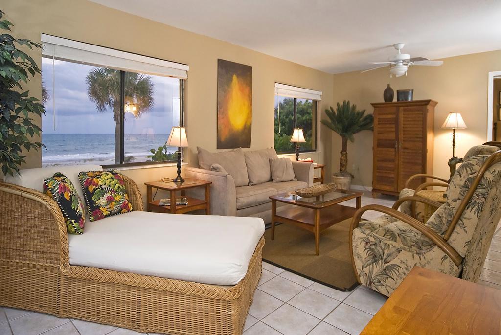 Beach Place Guesthouses Cocoa Beach Room photo